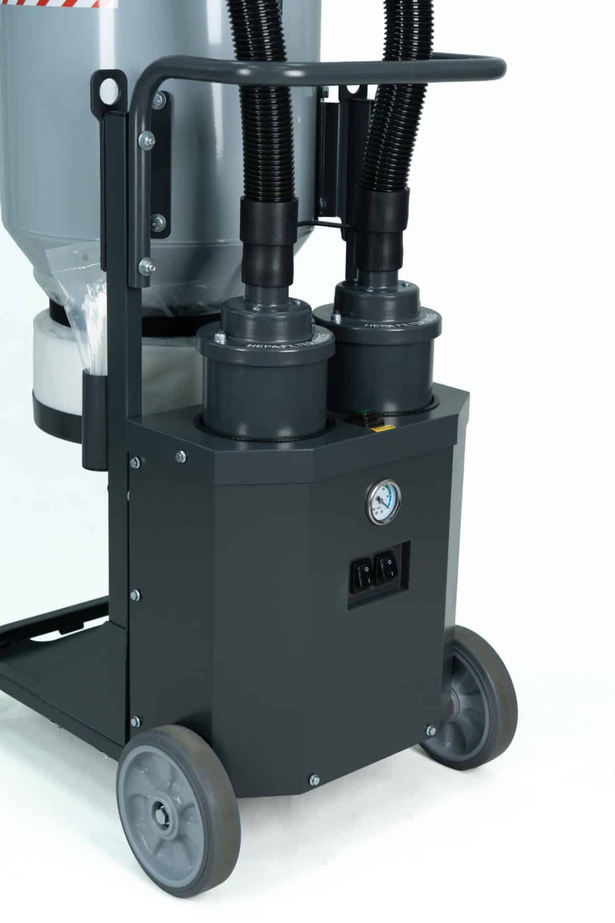 Close up of the TAMAN TDE2-AC twin motors and filter gauge